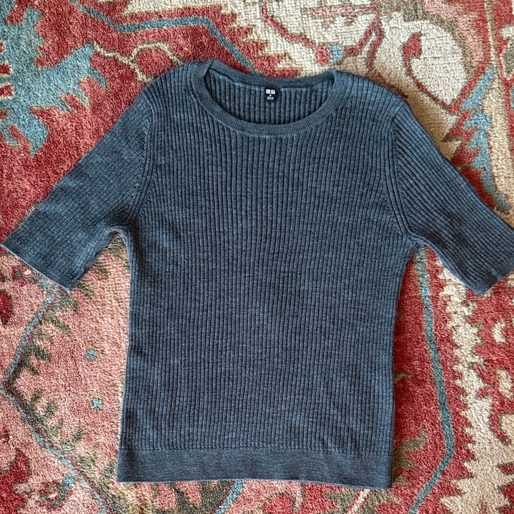 Uniqlo Charcoal Ribbed Women's Sweater - 100% Wool